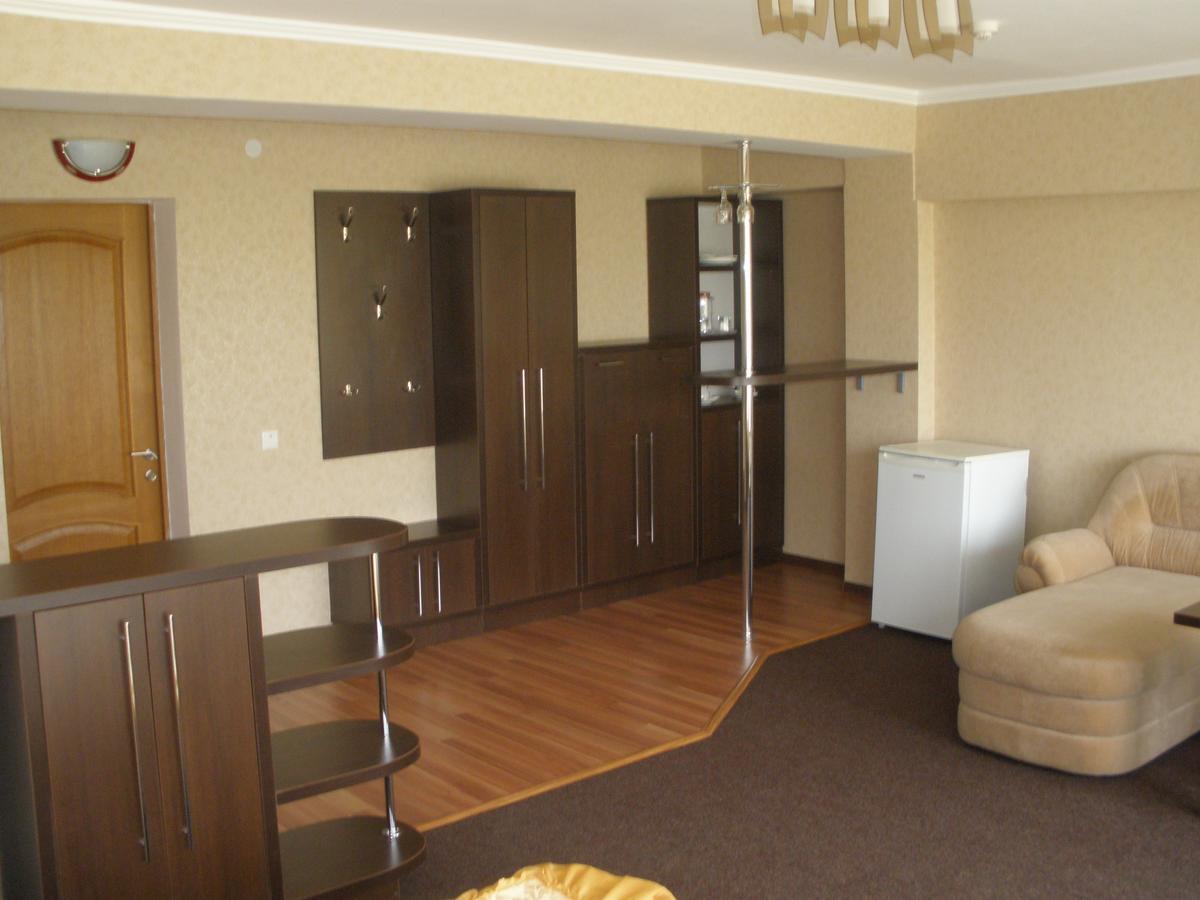 Hotel Prietenia Bender Bilik gambar
